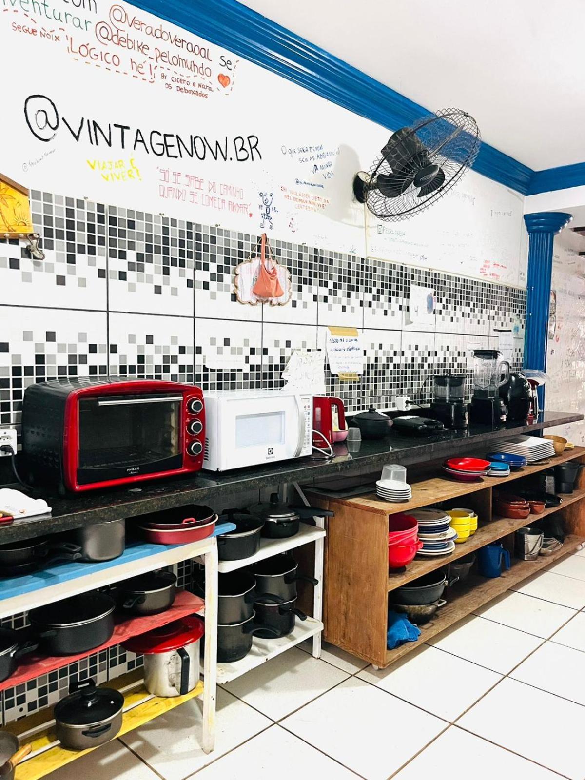 איטה קרה Adriana Hostel מראה חיצוני תמונה