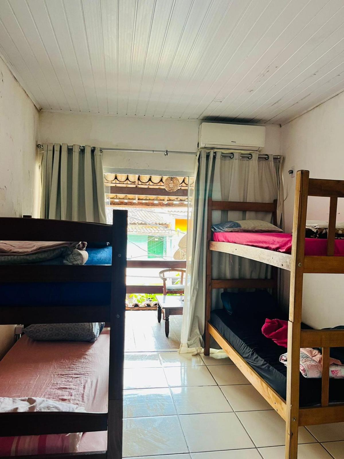 איטה קרה Adriana Hostel חדר תמונה